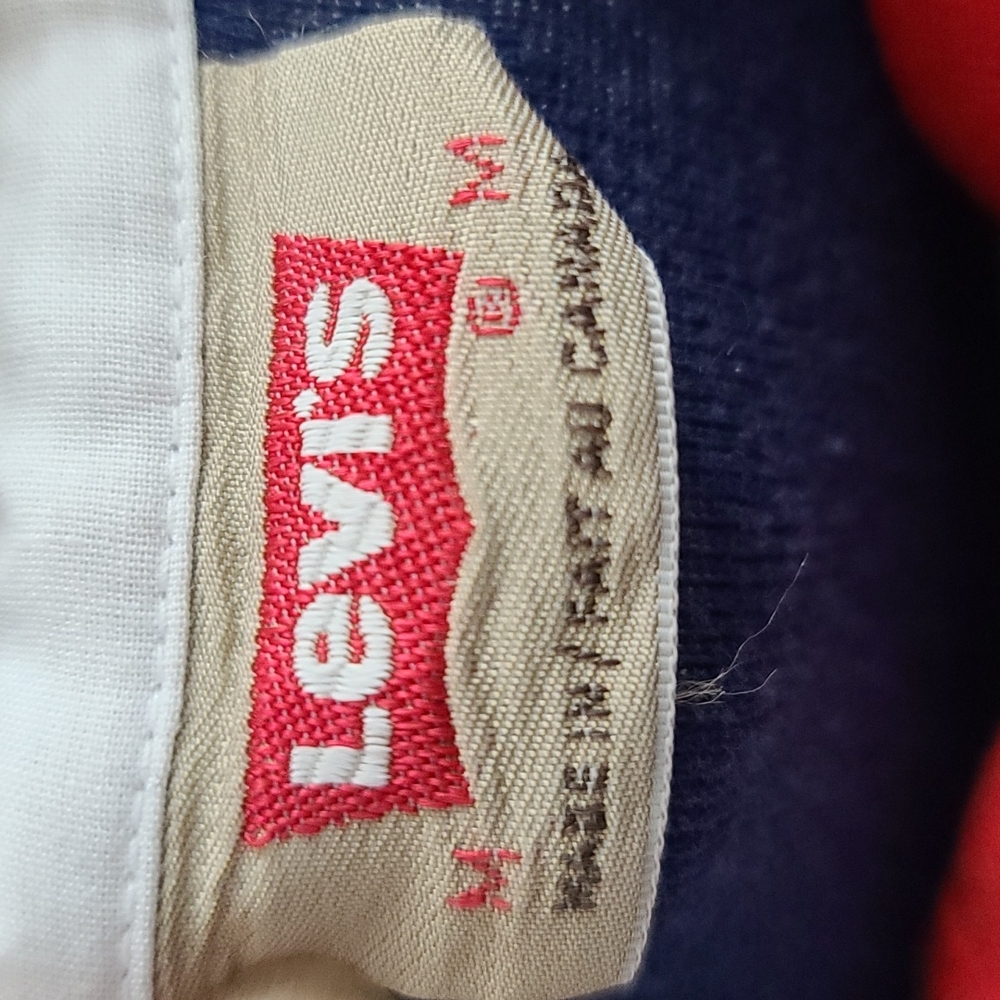 Vintage 1970s Levi's polo shirt - Picture 4 of 7